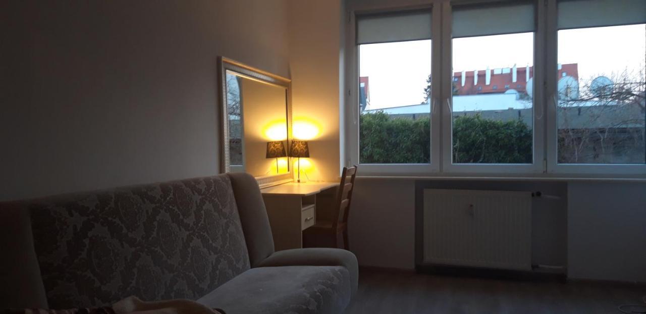 Walecznych 11 * Gdańsk